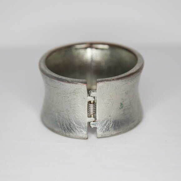 SOLD Vintage Silver Cuff Bangle with Tension Hinge Closure - Picture 3 of 7